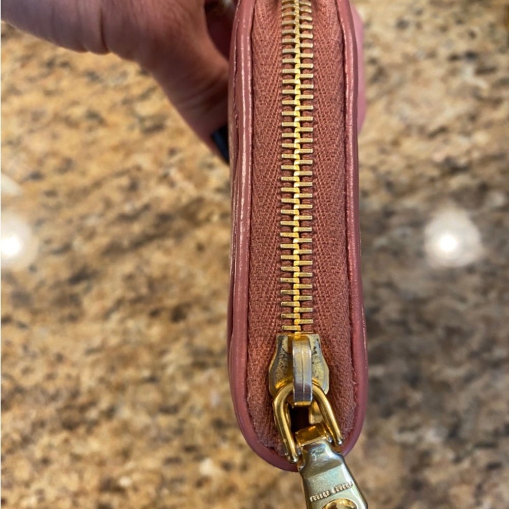 Long Zippy Miu Miu Wallet Mauve Colors. Beautiful - image 7